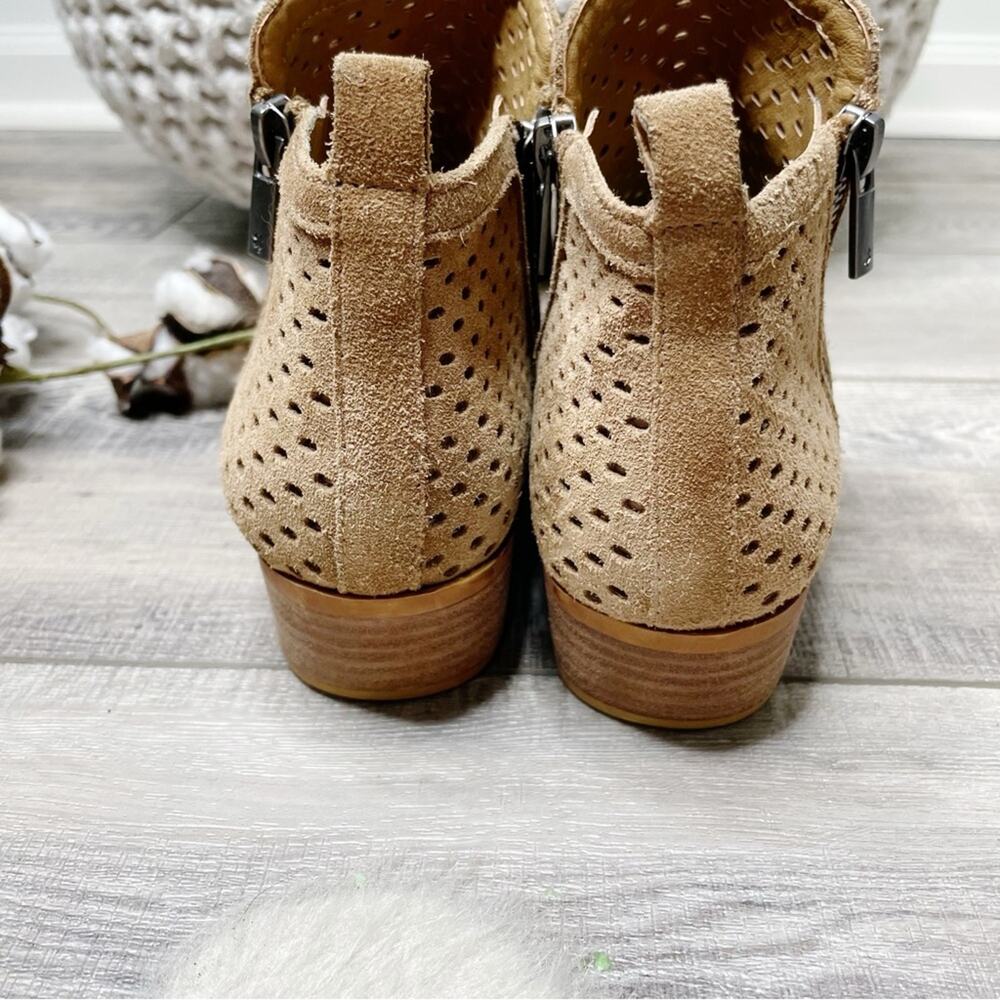 Lucky Brand Basel 3 Perforated Suede Side Zip Ankle Booties Sesame Brown Size 6M - Picture 5 of 7